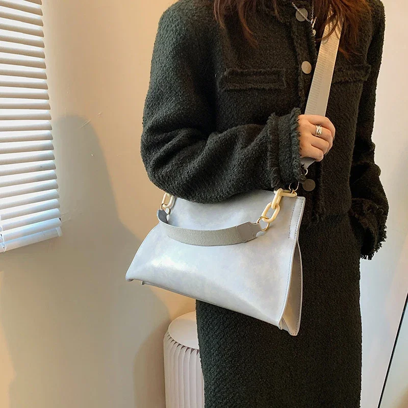2024 New Design Handbags Women Shoulder Bag Soft Synthetic Leather Crossbody Large Capacity Fashion Female Underarm Bags - Image 3