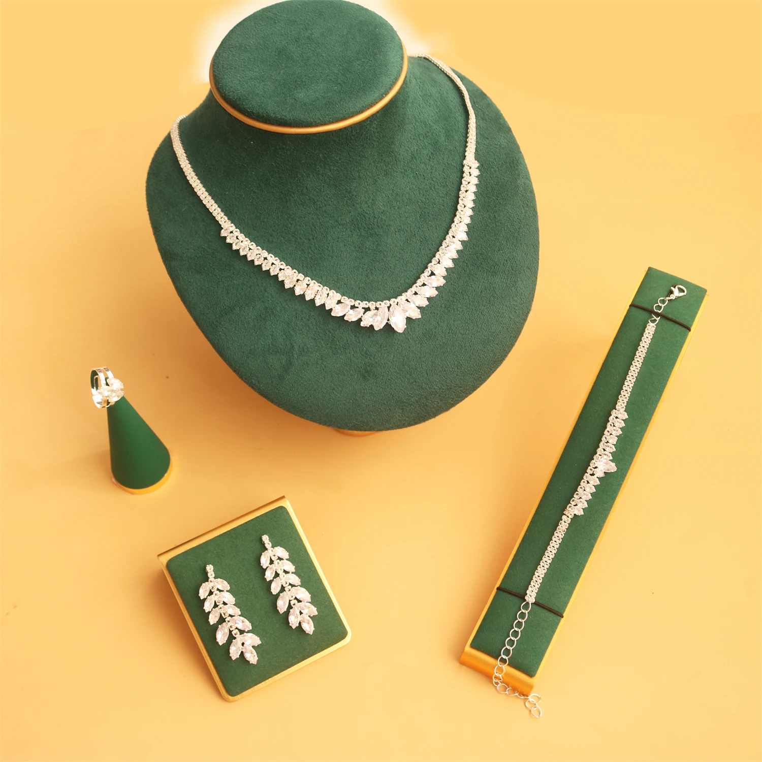 Luxury Women's Jewelry Elegant Bridal Necklace Earrings Bracelets Rings 4-piece Set Bridal Wedding Party Jewelry Accessories - Image 6