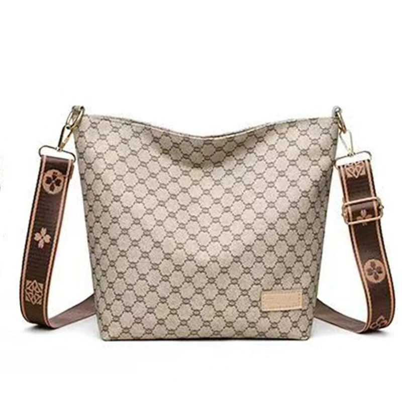 Neutral Handbags for Men and Women Are Suitable for Daily Commuting They Include Single Shoulder Bags and Crossbody Bags. - Image 7
