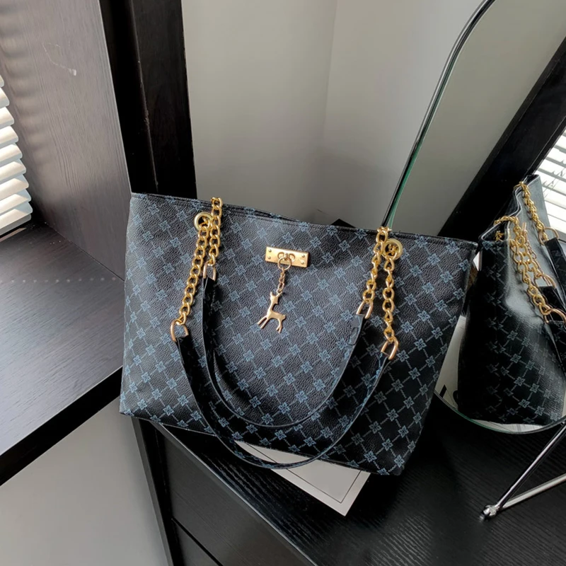 New Presbyopia Handbag Texture Soft Leather Large Capacity Tote Women Bag With Hanging Accessories Shoulder Bag - Image 9