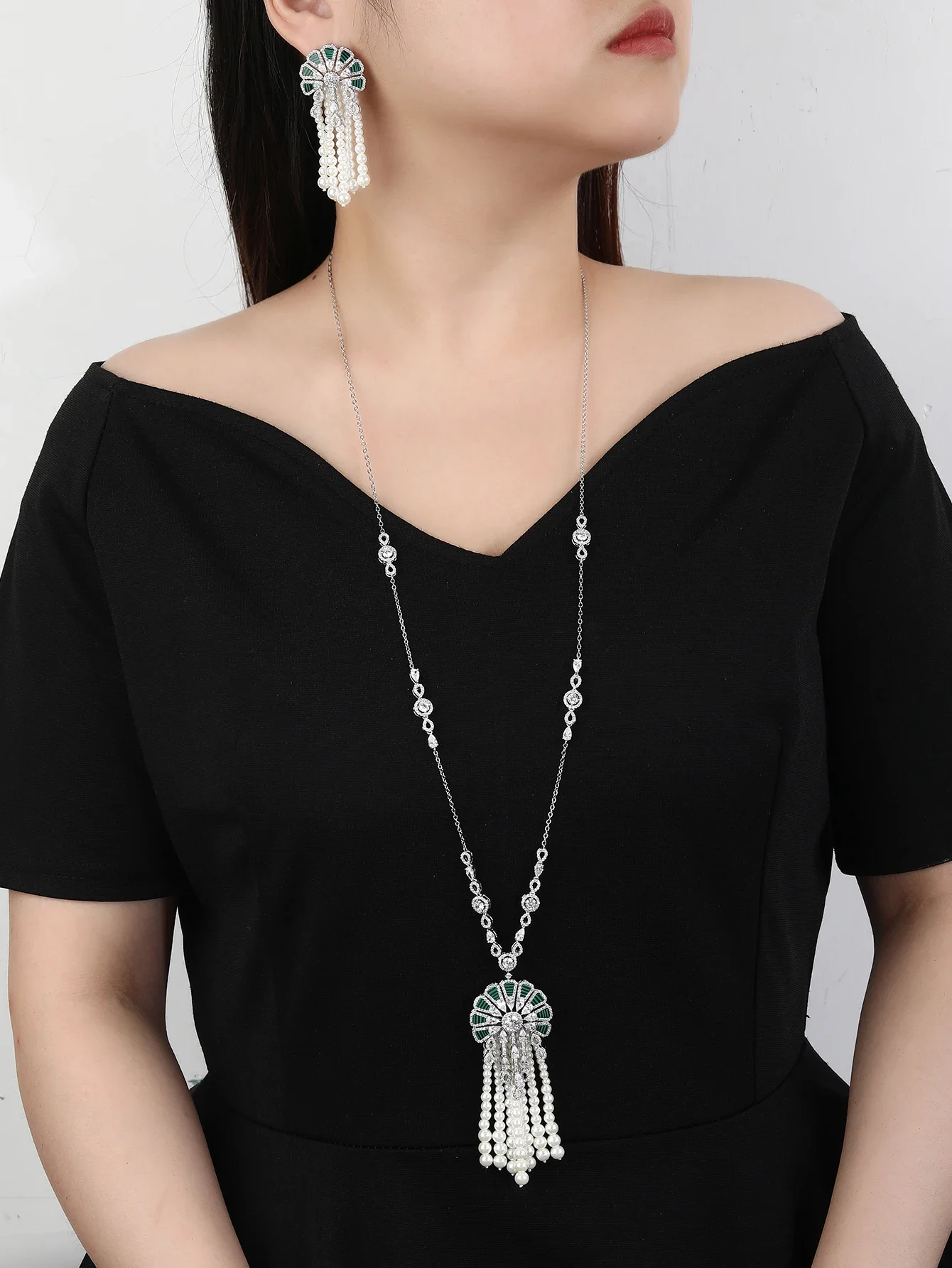 JEWEL jewelry; luxury zircon jewelry; women's pendant necklace; personalized necklace; women's jewelry. - Image 4