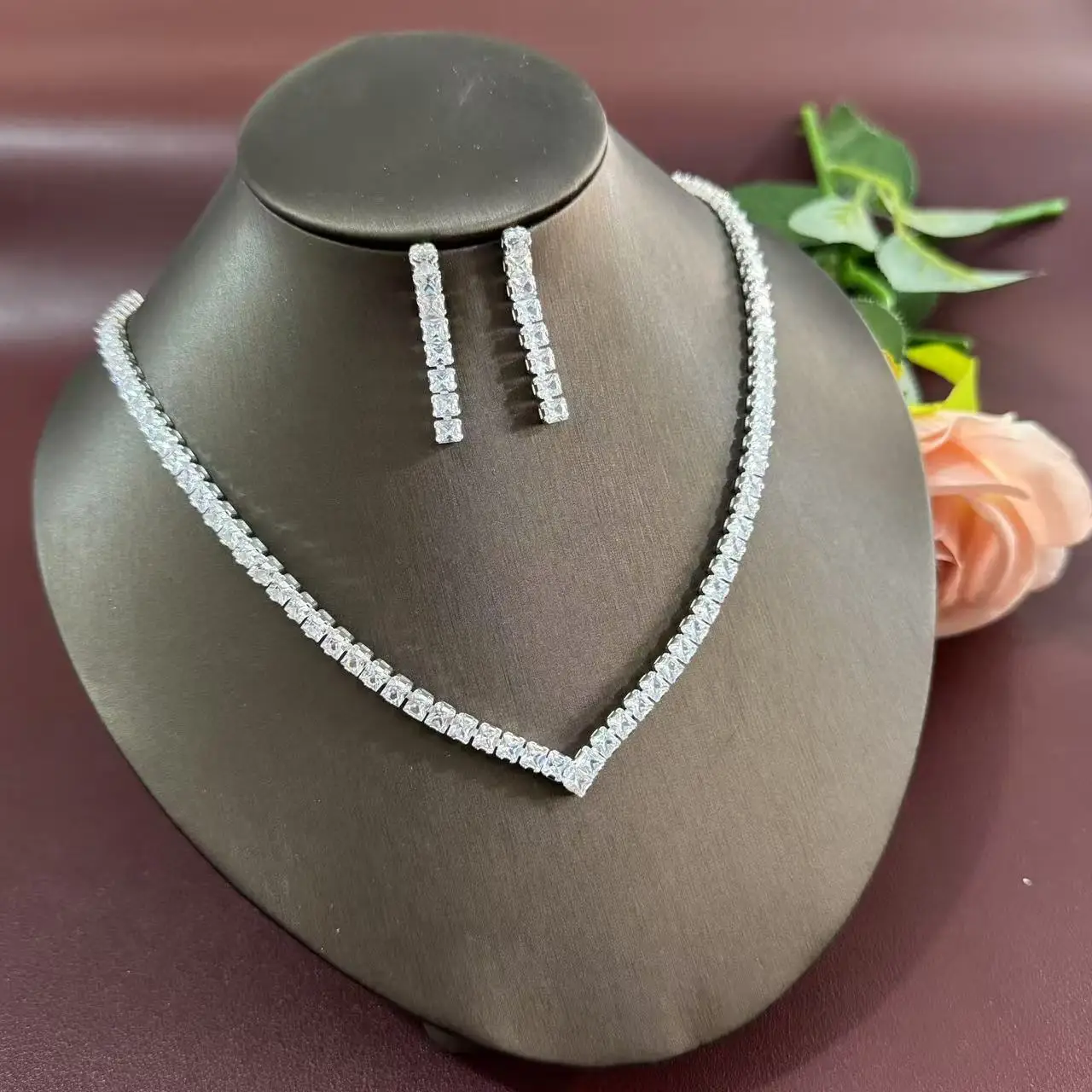 Fashionable women's necklace, hand jewelry, earrings, rings, wedding jewelry 3-piece set, fashionable and simple wedding jewelry - Image 4