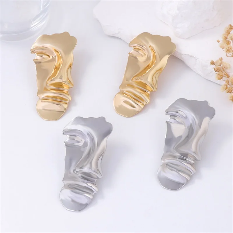 Light luxury, unique and cool style, creative design, irresistible temperament, facial mask, jewelry set - Image 2