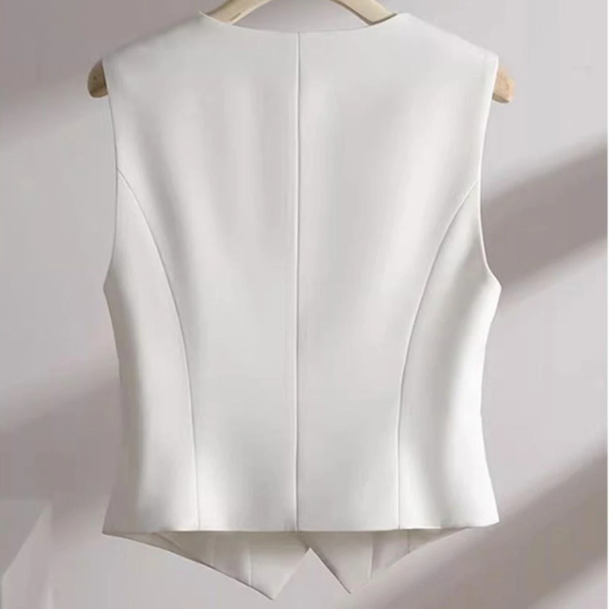 Suit Vests Women Simple Single Breasted V-neck Sleeveless Coats Daily Outwear Aesthetic Korean Style Slim All-match Trendy New - Image 3