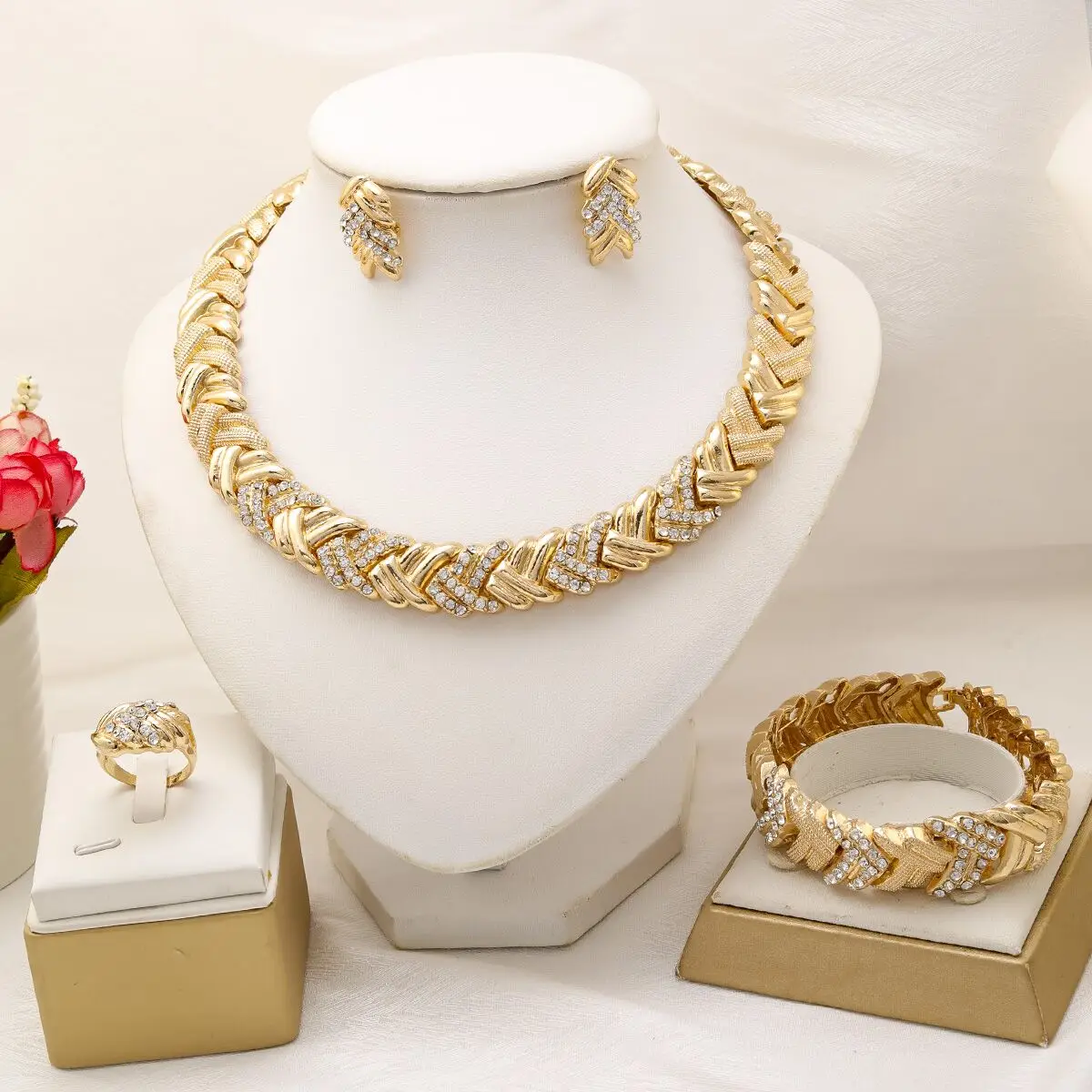 Dubai Jewelry Set For Woman 18K Gold Plated Luxury Necklace Earrings Bracelet and Ring Set Jewelry Wedding Party Trending - Image 7
