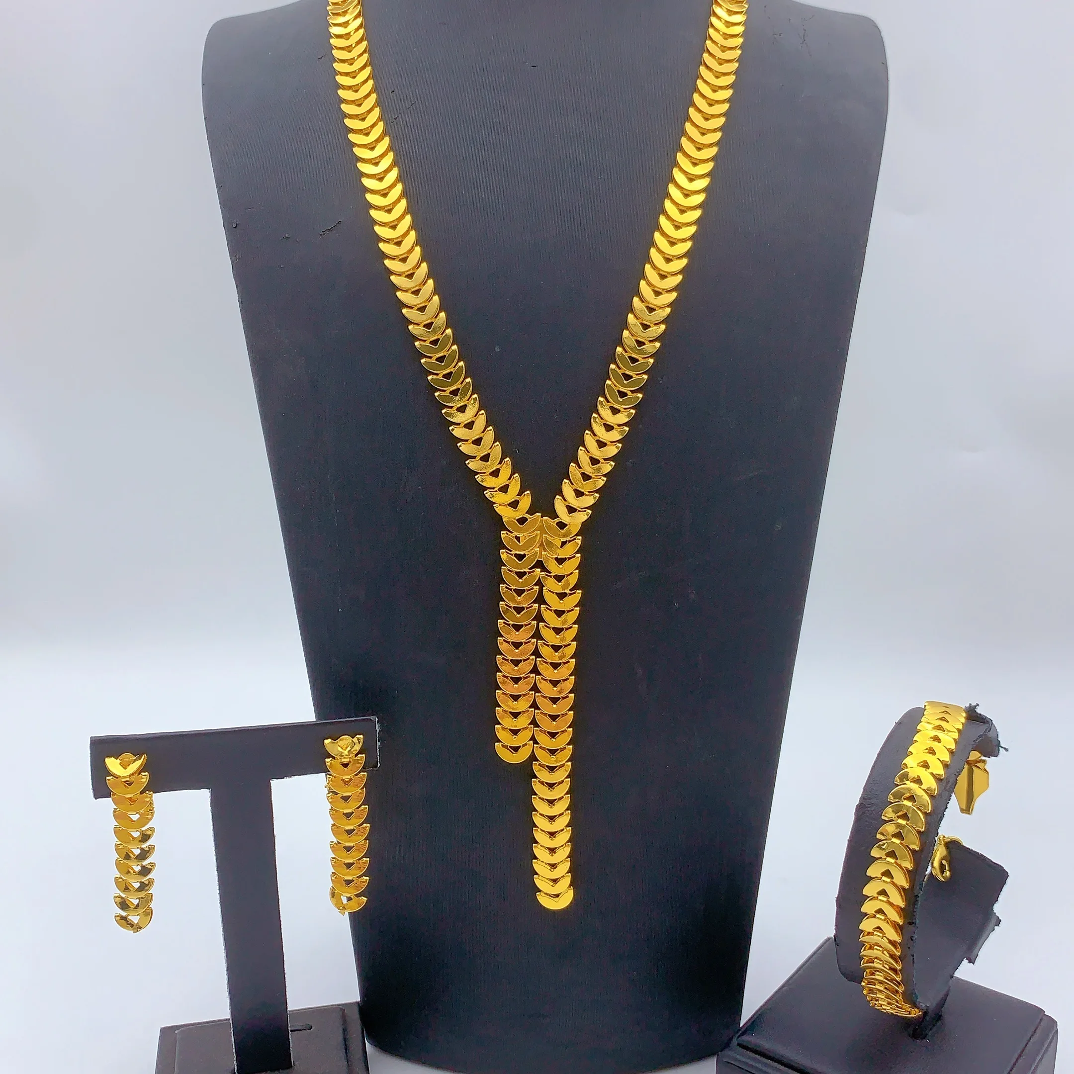 Dubai Jewelry Sets for Women Long Chain Necklaces Earrings Three Pieces Set 24K Gold Color Eritrean Wedding Party Gifts