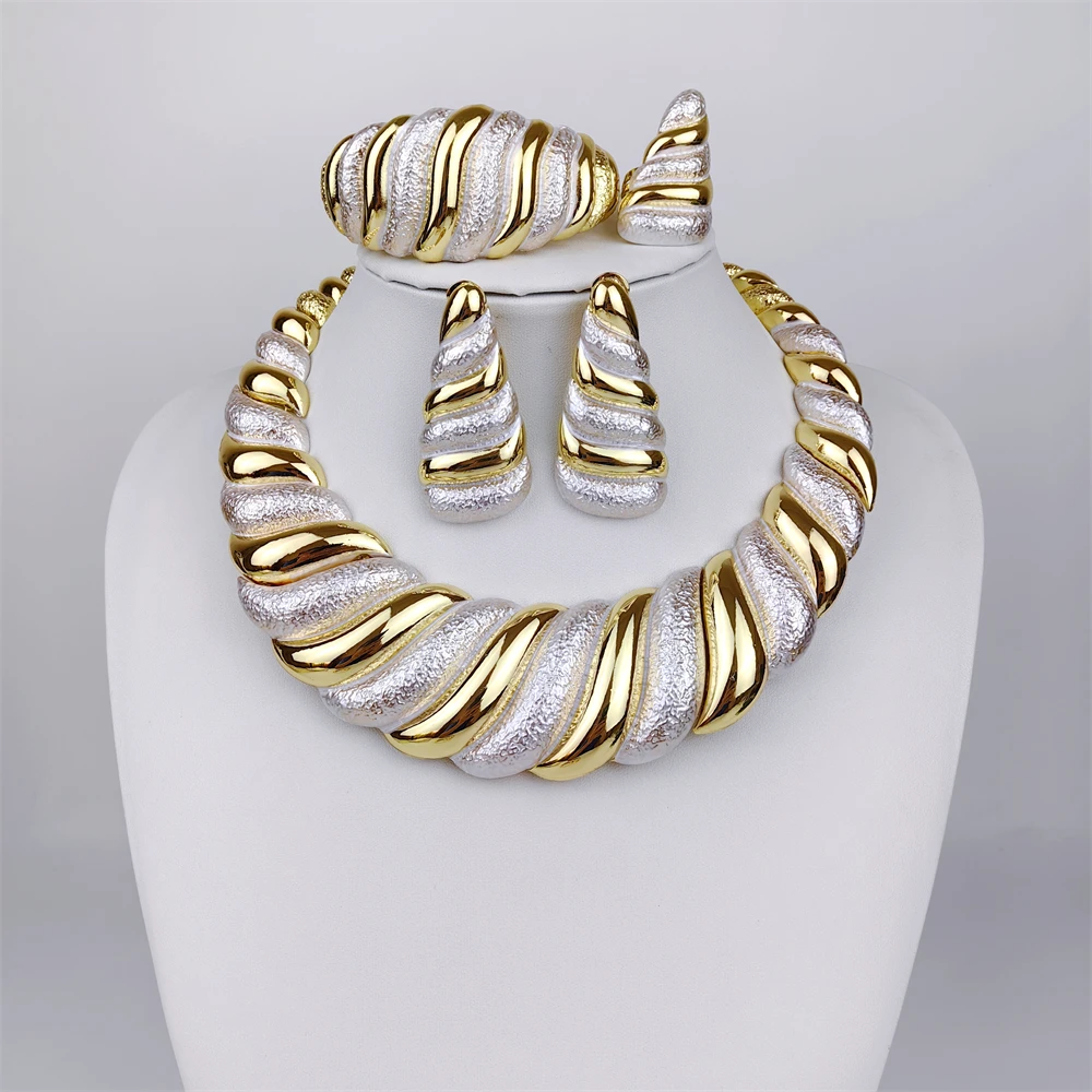 Dubai Gold Plated Jewelry Sets For Women Surround Big Necklace Plate 18K Original For Wedding Banquet Parties Luxurious Jewelry