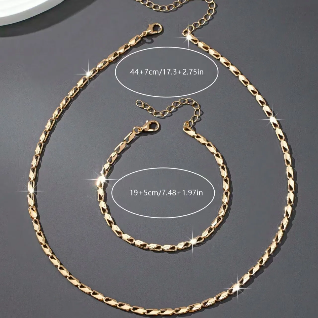 A Set of Sexy and Luxurious Women's Necklaces and Bracelets, a Fashionable and Versatile Women's Jewelry Set - Image 6