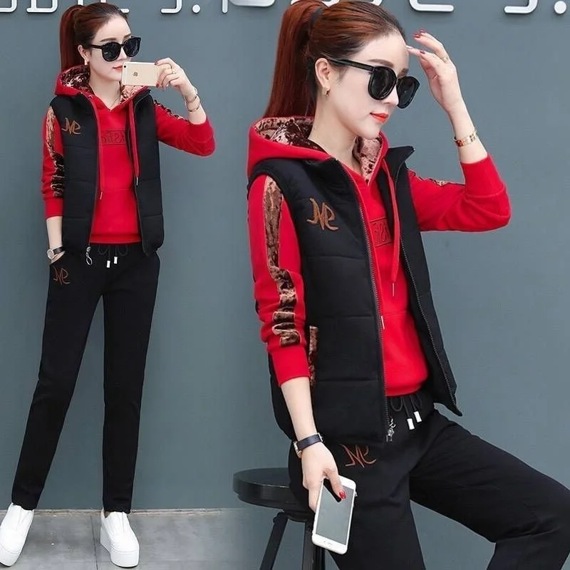 Women's Casual Fashion Autumn Winter New Sweat Suit Plush Thickened Hooded Tops and Waistcoat Pants 3 Three Piece Sets For Women - Image 9