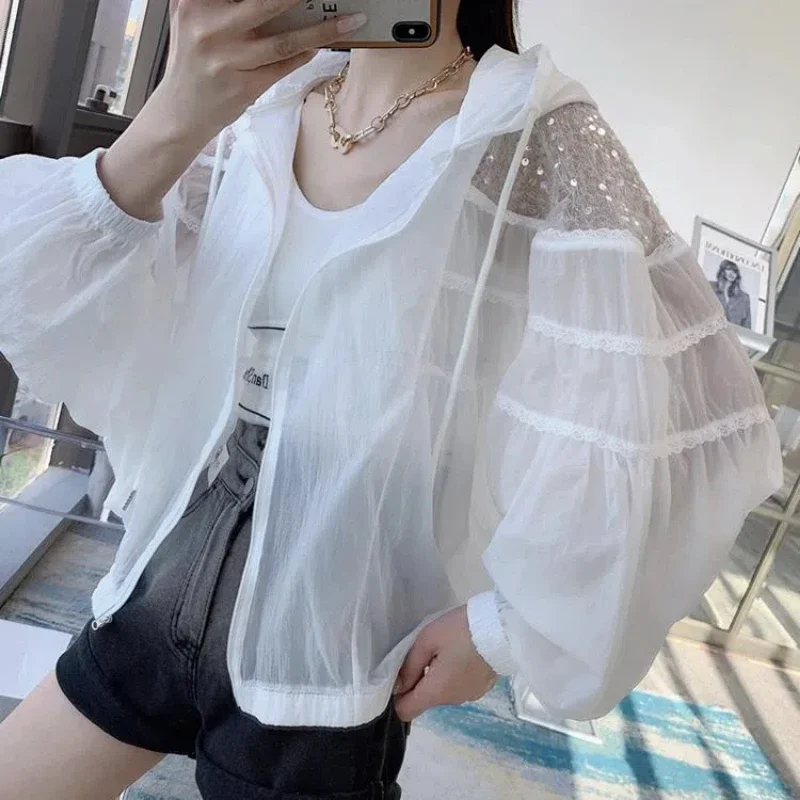 Women's Clothing Long Sleeve Hooded Hollow Out Spliced Sequin Fashionable Young Style Sunscreen Ventilation Coats XQ673